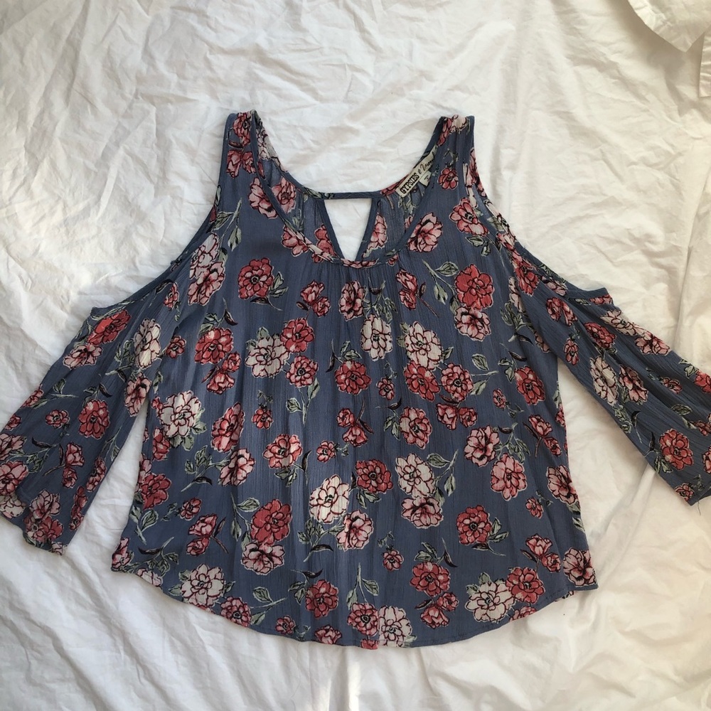 Cold Shoulder Floral Top 3/4 Sleeves